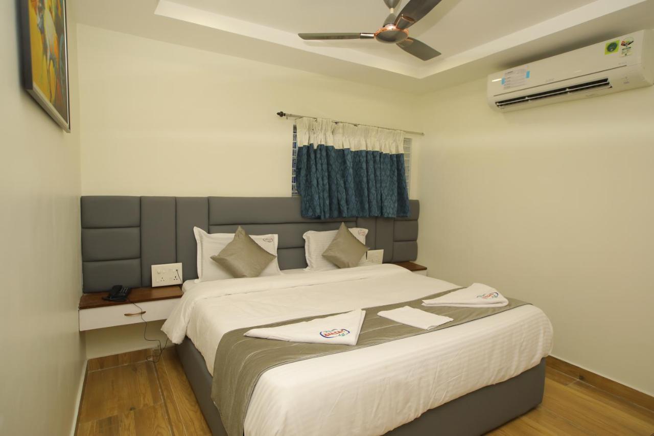Radha Rani Residency Hotel Khammam Екстериор снимка